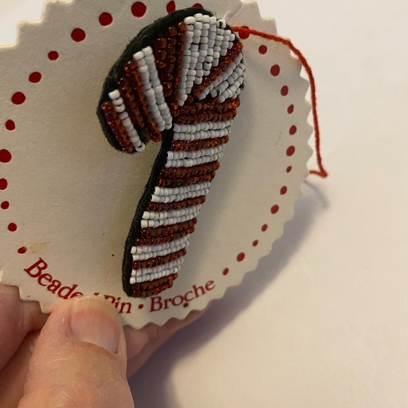Hallmark Beaded Candy Cane Pin by Artist Cindy Pawlyshn New on Card GR8 Gift - Picture 9 of 15